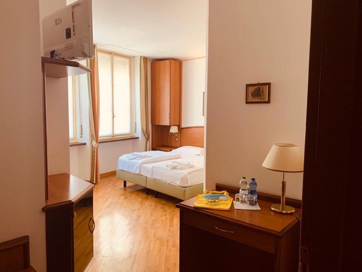Hotel Saini Stresa